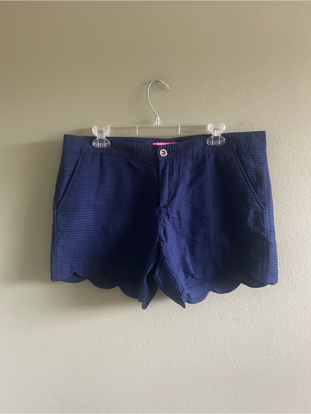 Lilly Pulitzer Navy Scalloped Hem Shorts Sz 12